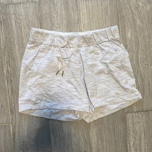 Lululemon On the Fly Short
